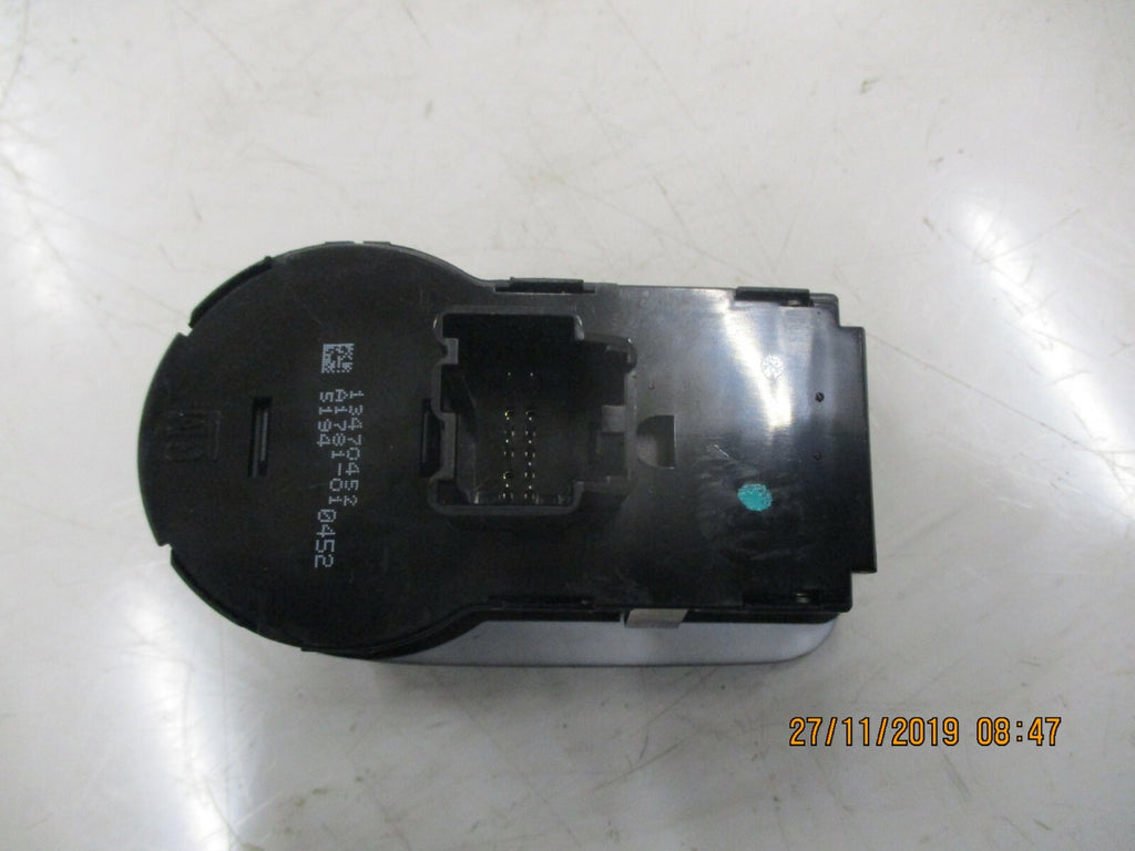 VAUXHALL CORSA E 2016 DASH HEADLIGHT FOG SPOT LIGHT CONTROL SWITCH 13470452