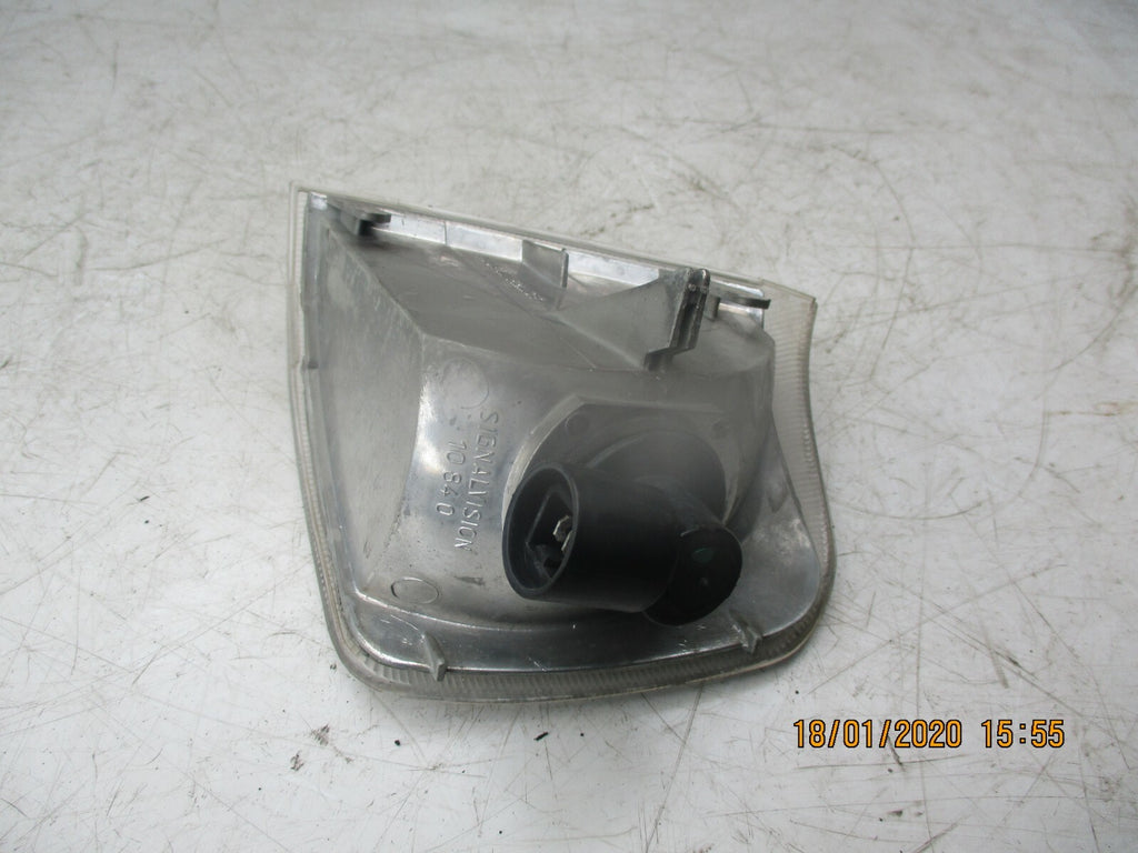 PEUGEOT 405 1995 OS DRIVER SIDE FRONT INDICATOR LIGHT LENS ASSEMBLY UNIT