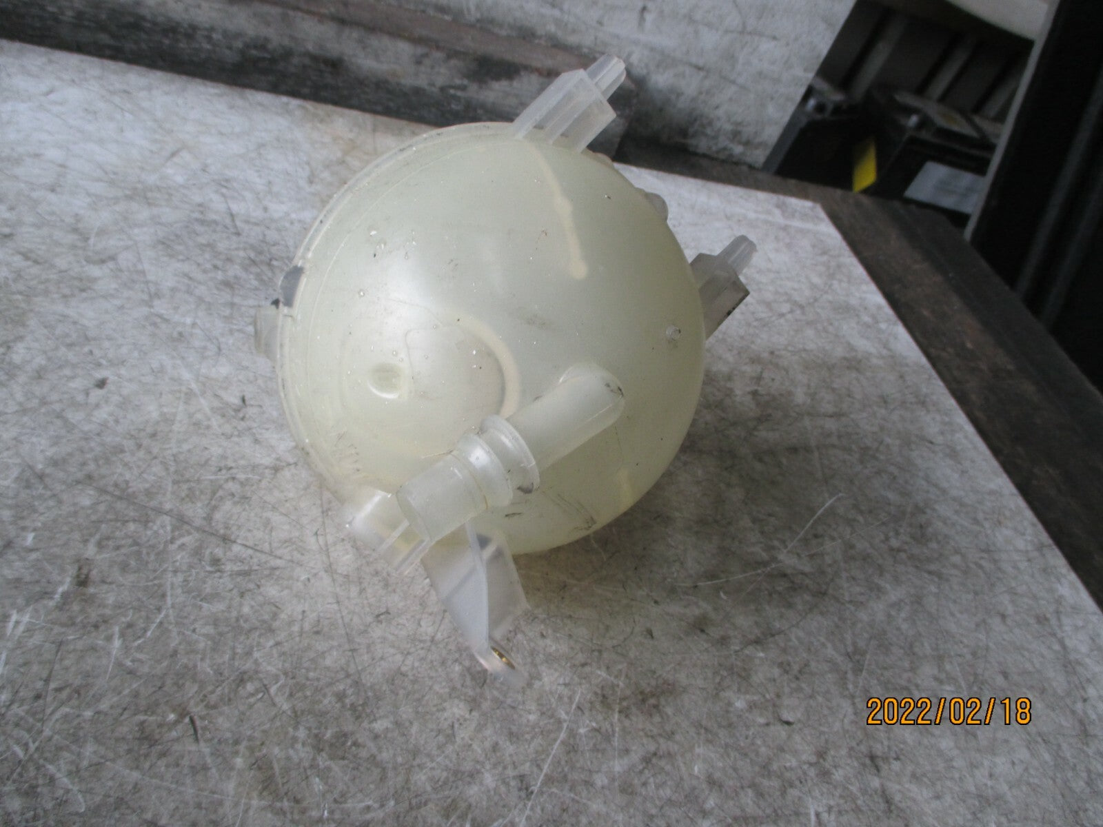PEUGEOT PARTNER 2014 1.6 DIESEL COOLANT EXPANSION TANK