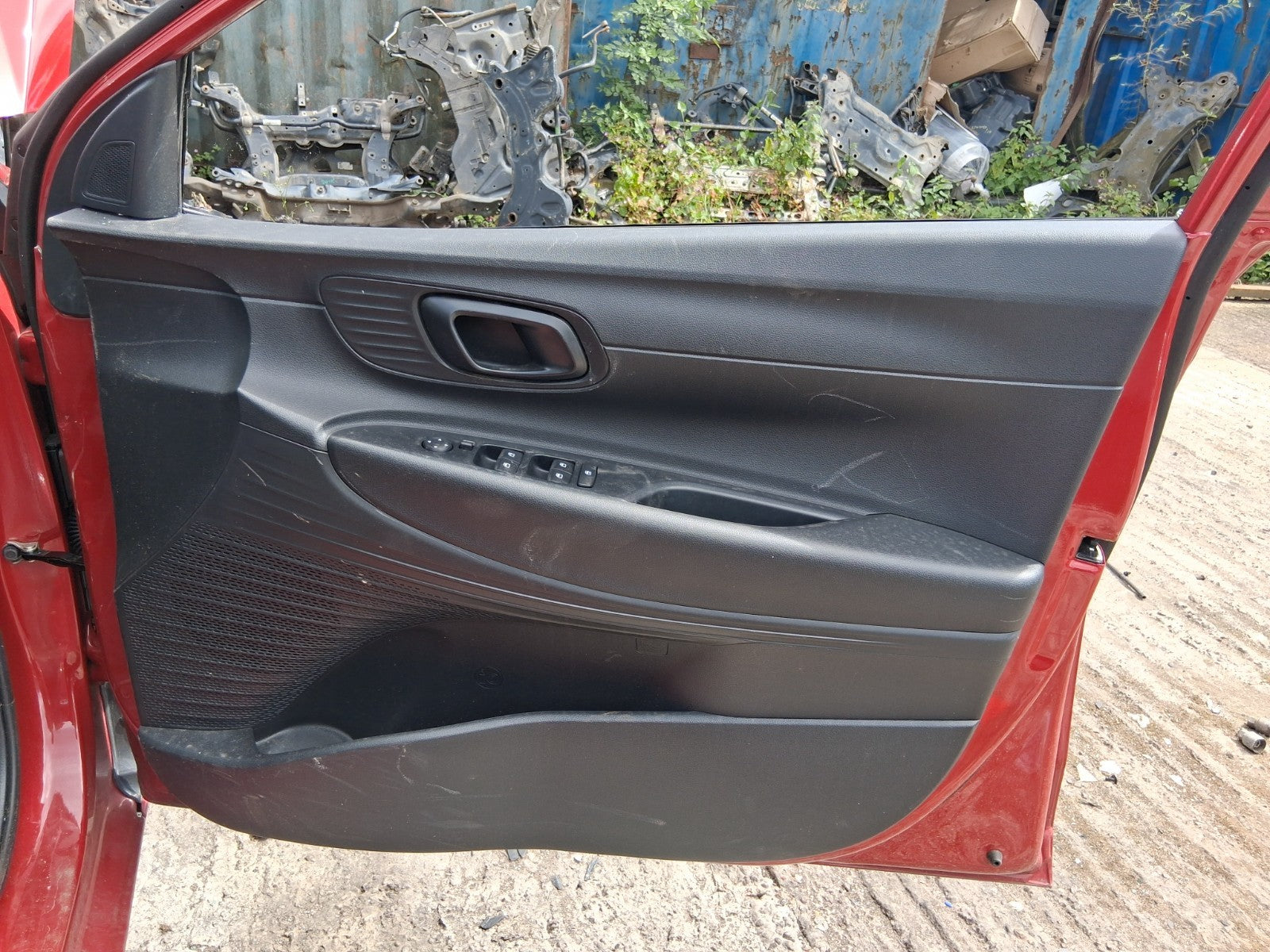 2026 HYUNDAI I20 MK3 OSF DRIVER SIDE FRONT DOOR CARD PANEL