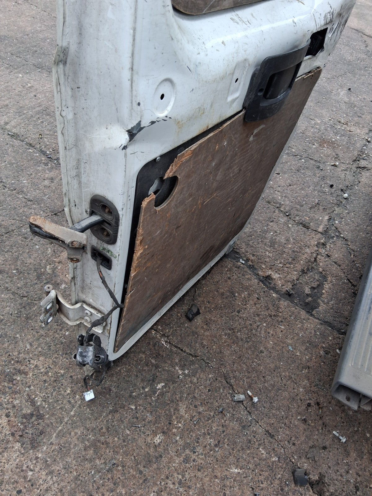 2016 PEUGEOT BOXER MK3 OSR DRIVER SIDE REAR RIGHT COMPLETE DOOR WHITE