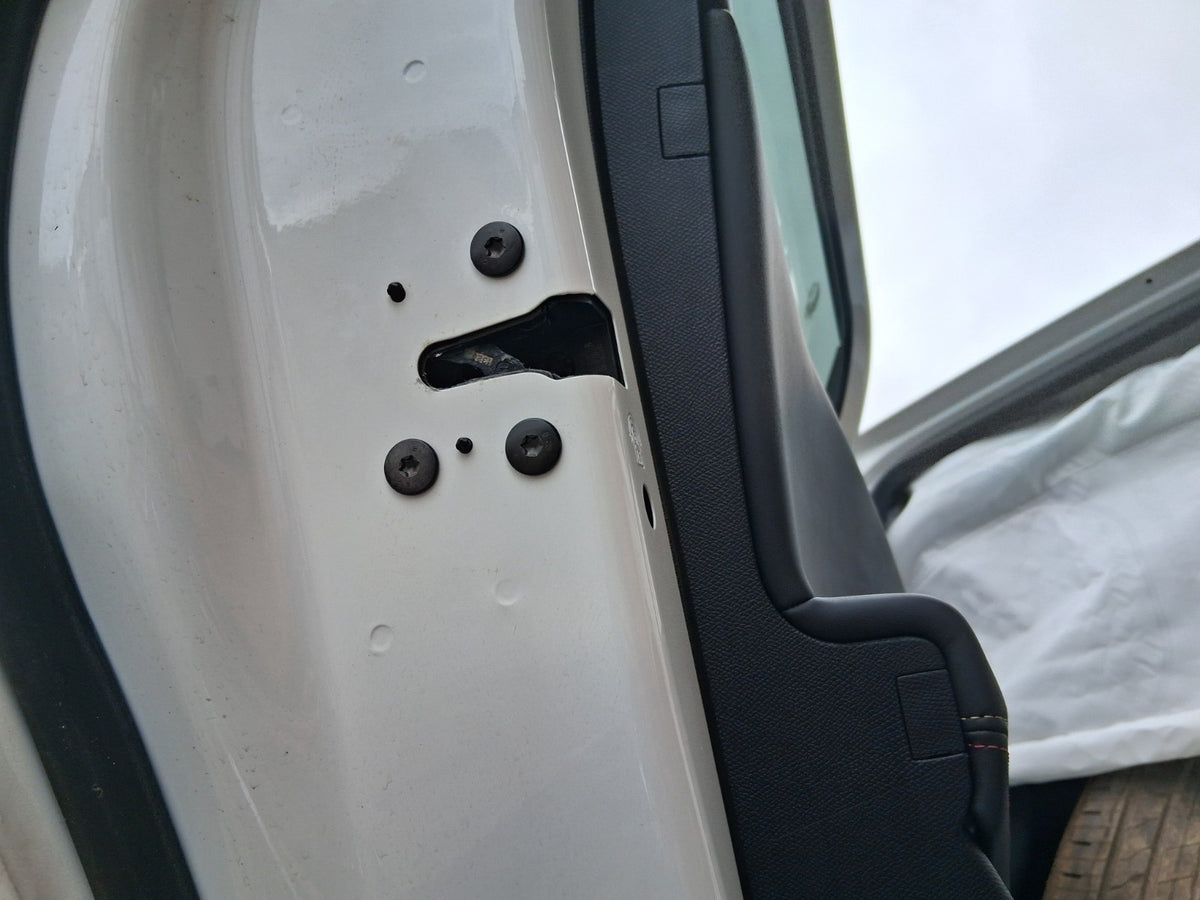 2023 DS DS 4 CROSSOVER NSR PASSENGER SIDE REAR DOOR LOCK MECHANISM