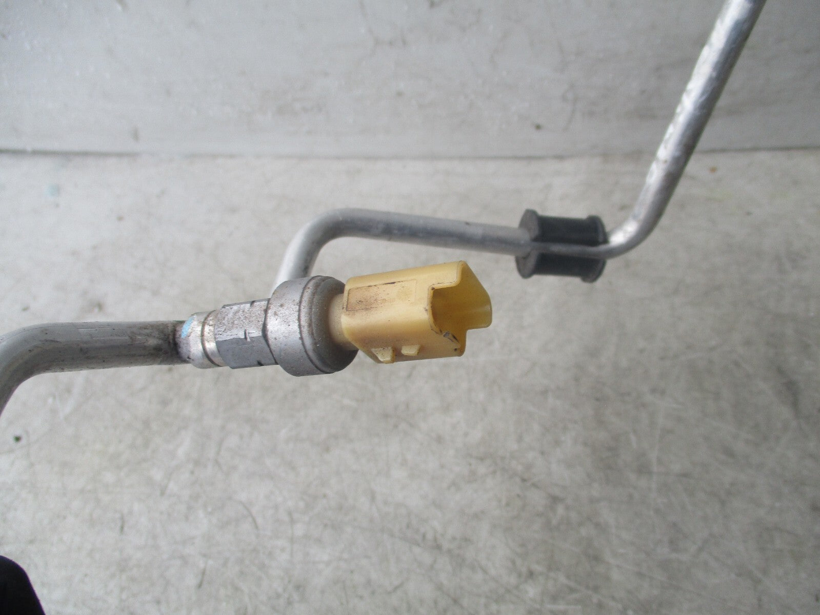 2015 VAUXHALL ASTRA A/C AIR CON PIPE HOSE GALAXY SLE 4890