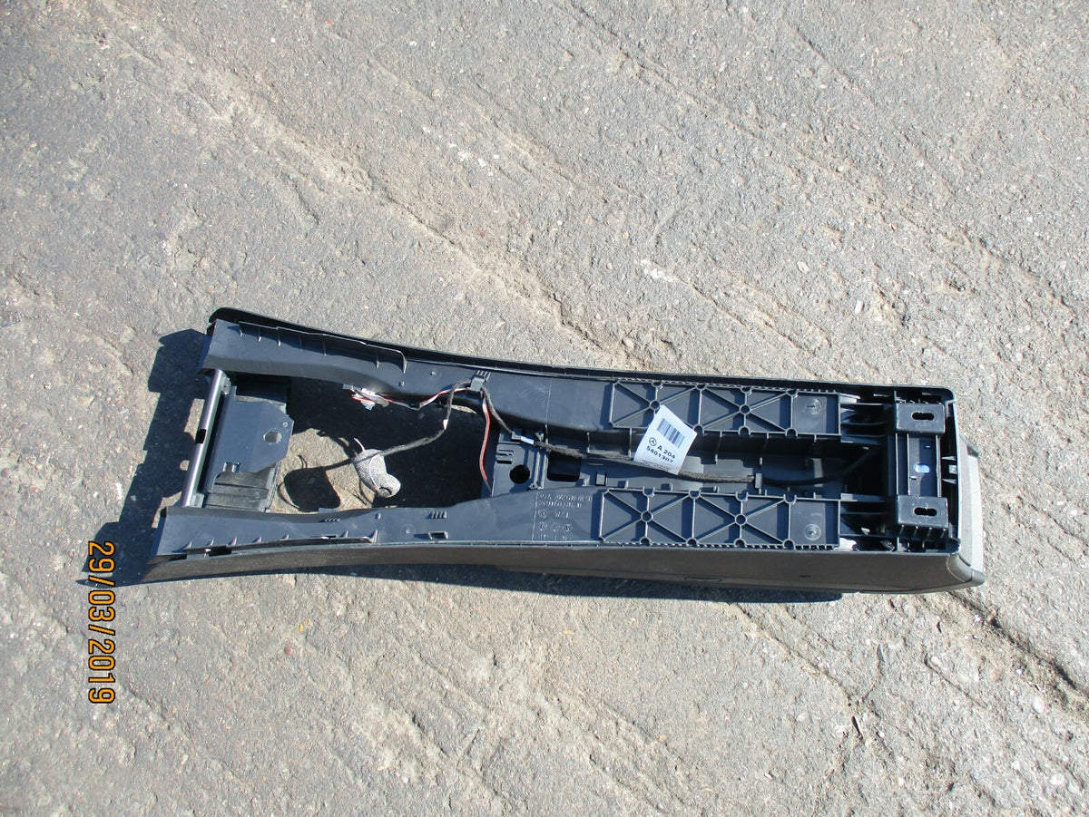 MERCEDES C CLASS W204 LOWER CENTRE CONSOLE HAND RESTS TRIM A2046802150