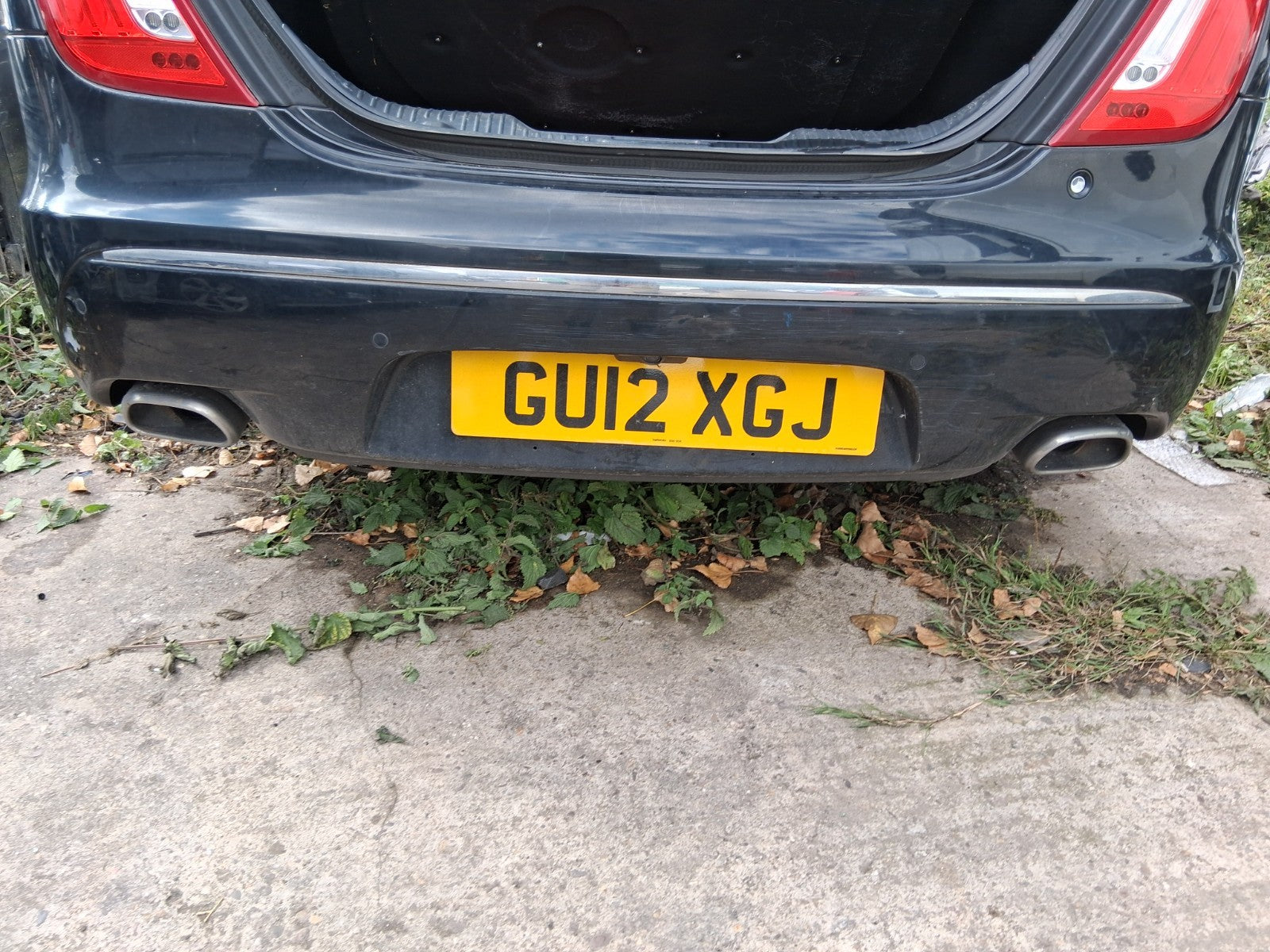 2012 JAGUAR XJ X351 COMPLETE REAR BUMPER WITH SENSORS MIDNIGHT BLACK MET PEF