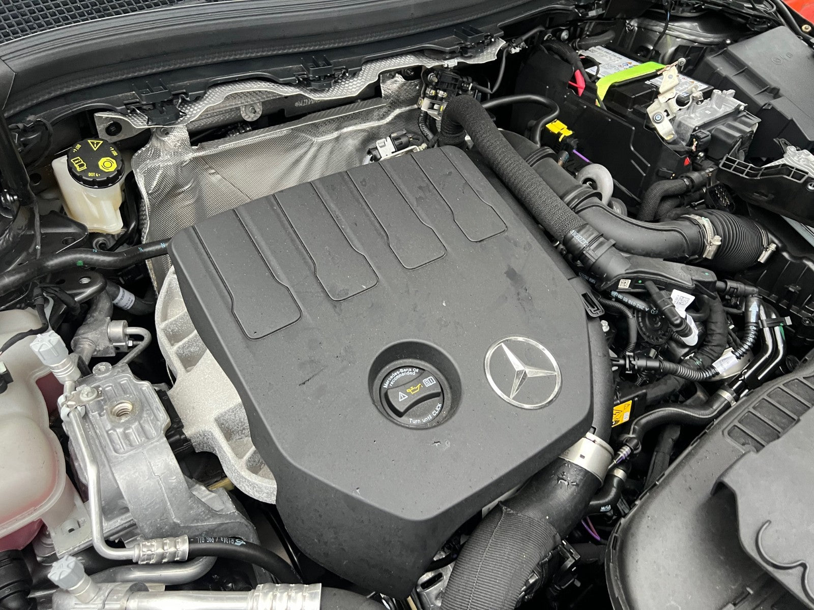 2025 MERCEDES BENZ GLA 1.3 PETROL BARE ENGINE INJECTOR & PUMPS 282.914 1K MILES