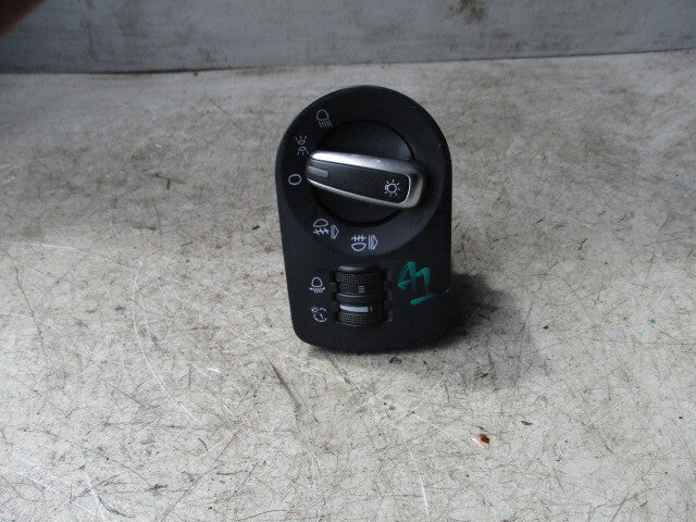 2018 AUDI A1 8X HEADLIGHT CONTROL SWITCH 8X29411531P