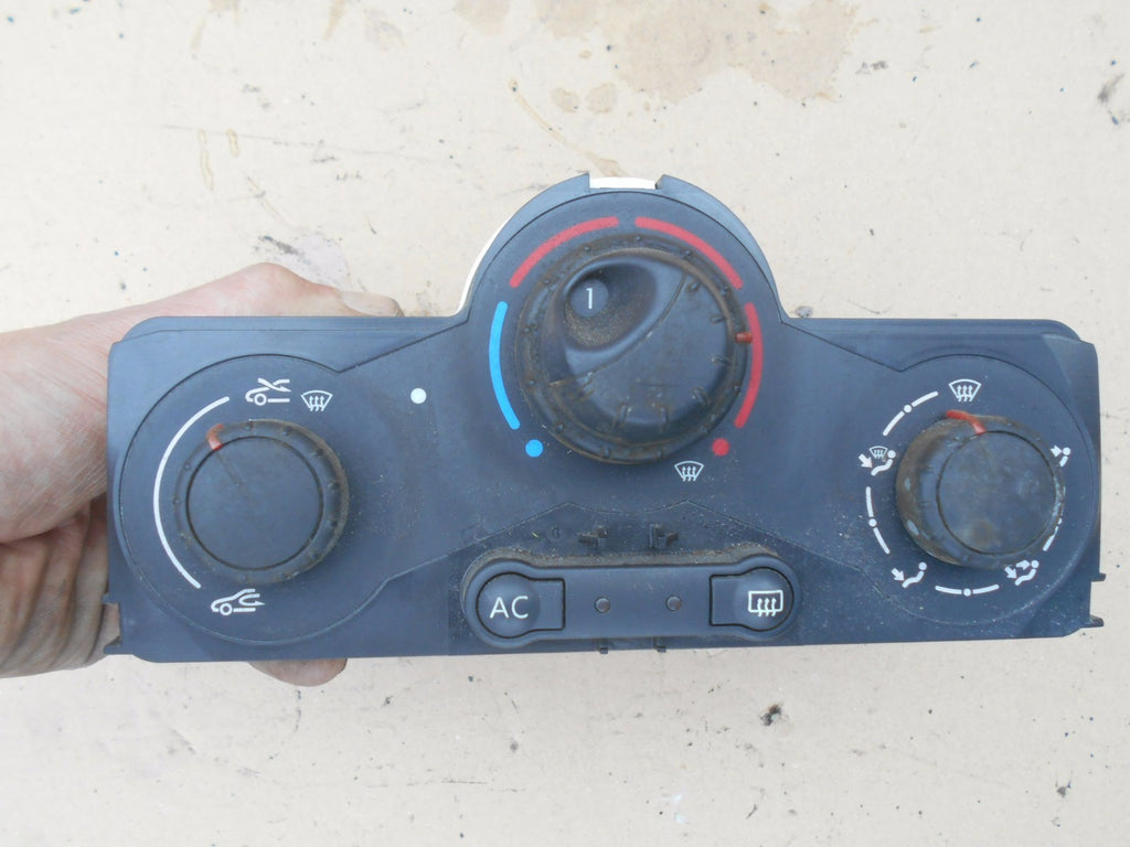 RENAULT SCENIC MK2 2005 A/C AIR CON HEATER CONTROL UNIT 69420001