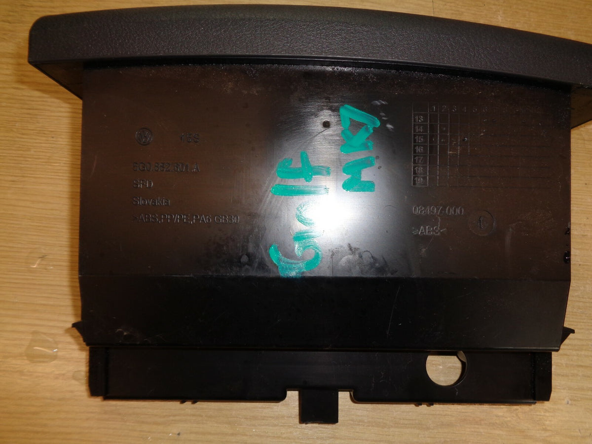 VW VOLKSWAGEN 2015 MK7 GOLF SEAT DRAWER LEFT DRIVER SEAT DRAWER OEM 5G0882601A