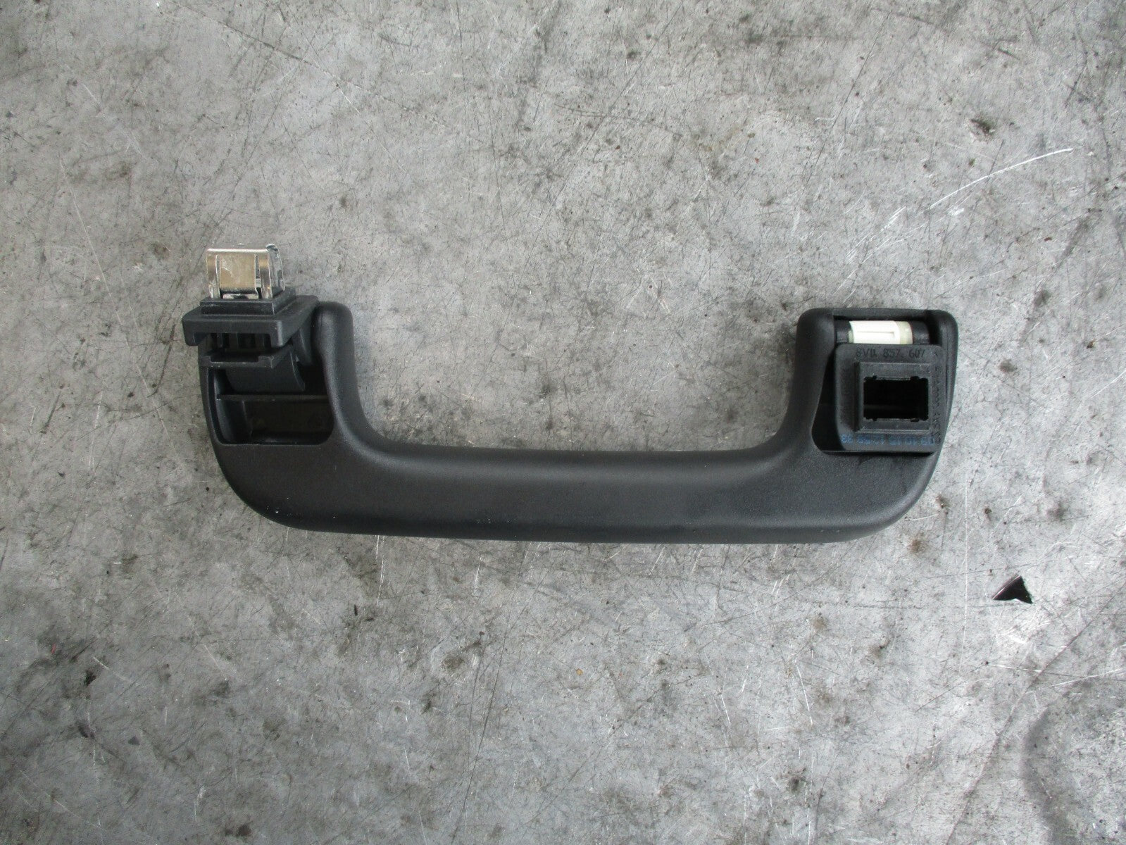 AUDI A3 8V (MK3) NSR PASSENGER SIDE REAR ROOF GRAB HANDLE 8V0857607