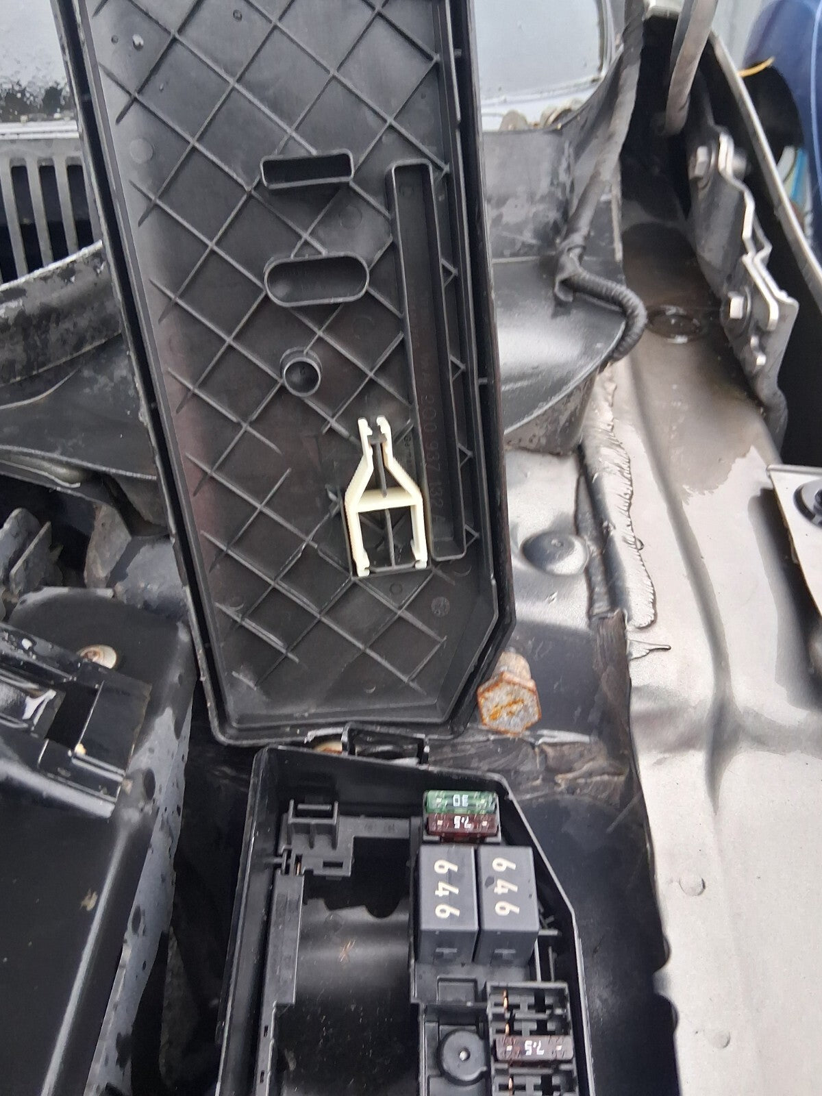 VW VOLKSWAGEN POLO 2018 MK6 1.0 PETROL FUSE BOX RELAY BOX