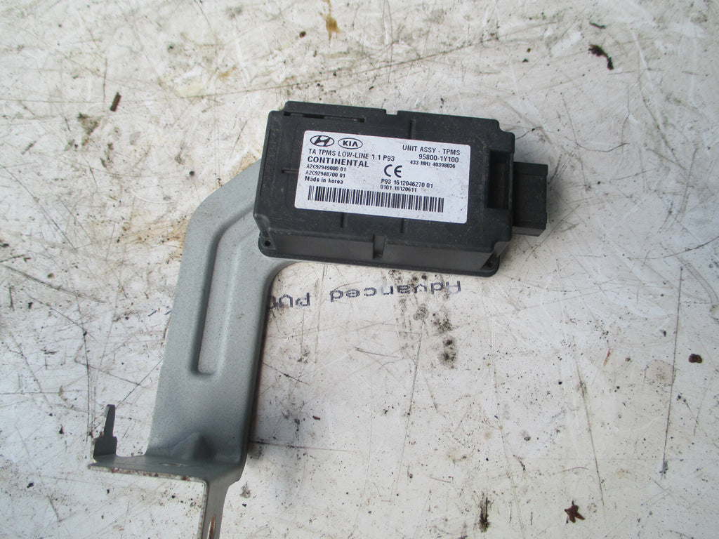 KIA PICANTO 2017 MK2 1.0 PETROL ASSY ECU CONTROL MODULE UNIT 958001Y100