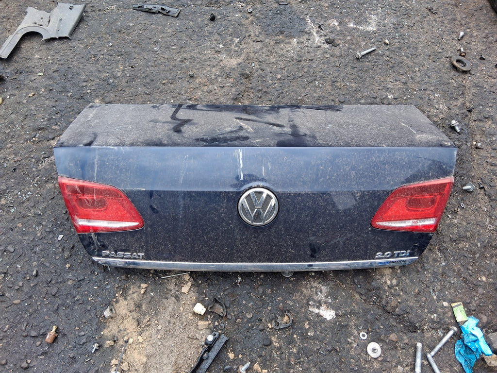 2014 VW VOLKSWAGEN PASSAT B7 SALOON BARE TAILGATE BOOTLID BLUE