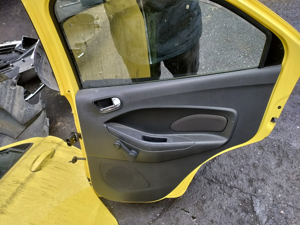 FORD KA+ PLUS 2017 OSR DRIVER SIDE REAR COMPLETE DOOR YELLOW