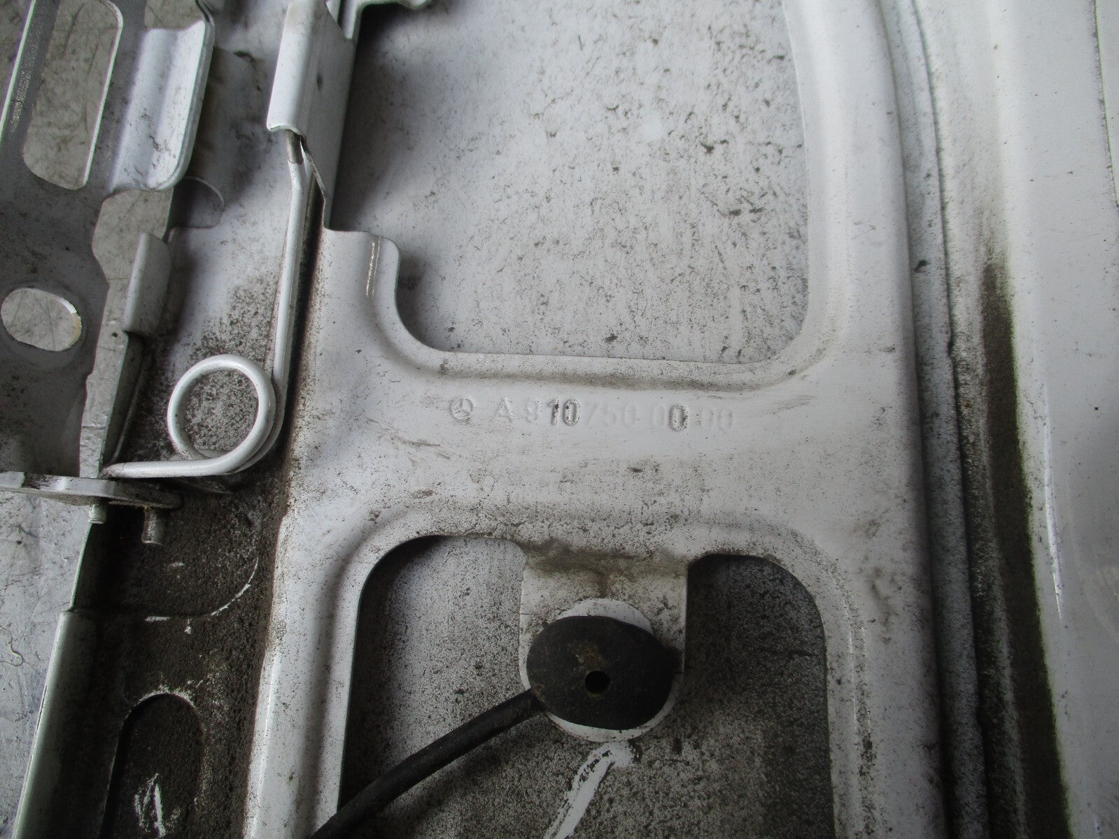 2021 MERCEDES BENZ SPRINTER W907  FUEL FILLER FLAP WHITE A9107500000
