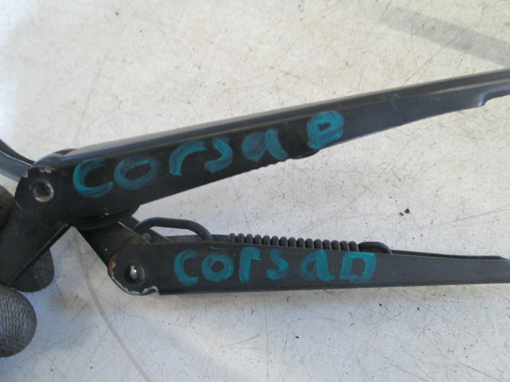VAUXHALL CORSA D FRONT WIPER ARMS BLADES PAIR 13182327