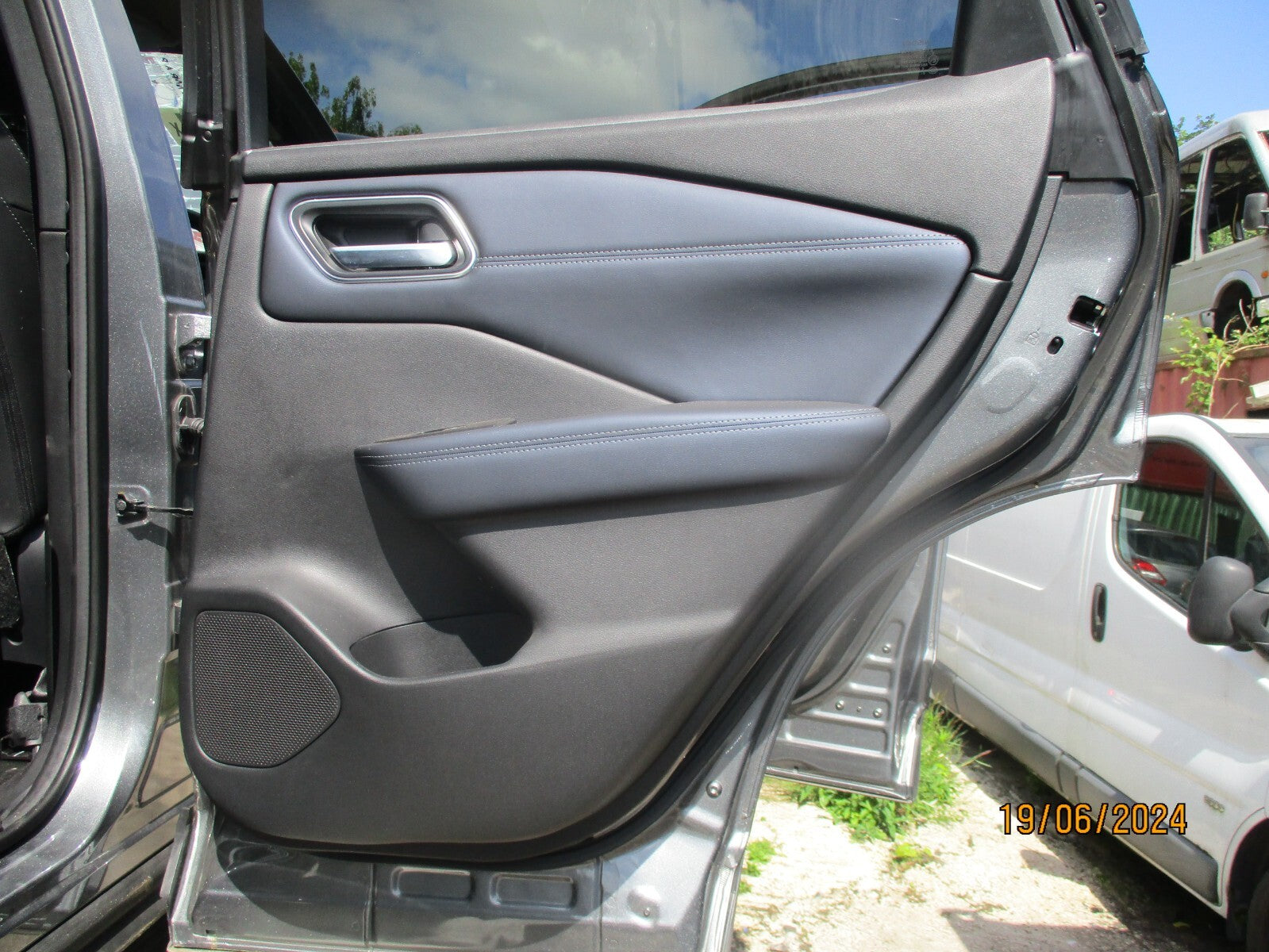 NISSAN QASHQAI J12 2023 OSR DRIVER SIDE REAR DOOR CARD PANEL
