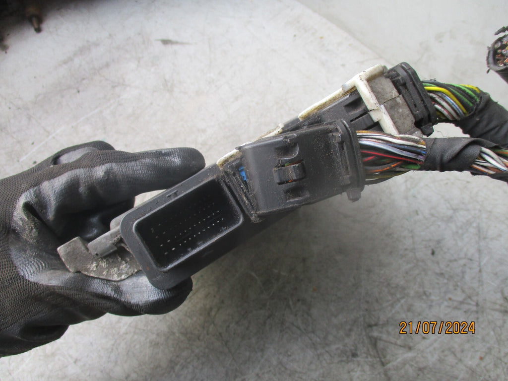 JAGUAR XF 2010 2.7 DIESEL ECU ENGINE CONTROL MODULE 8X2Q12A650KAG