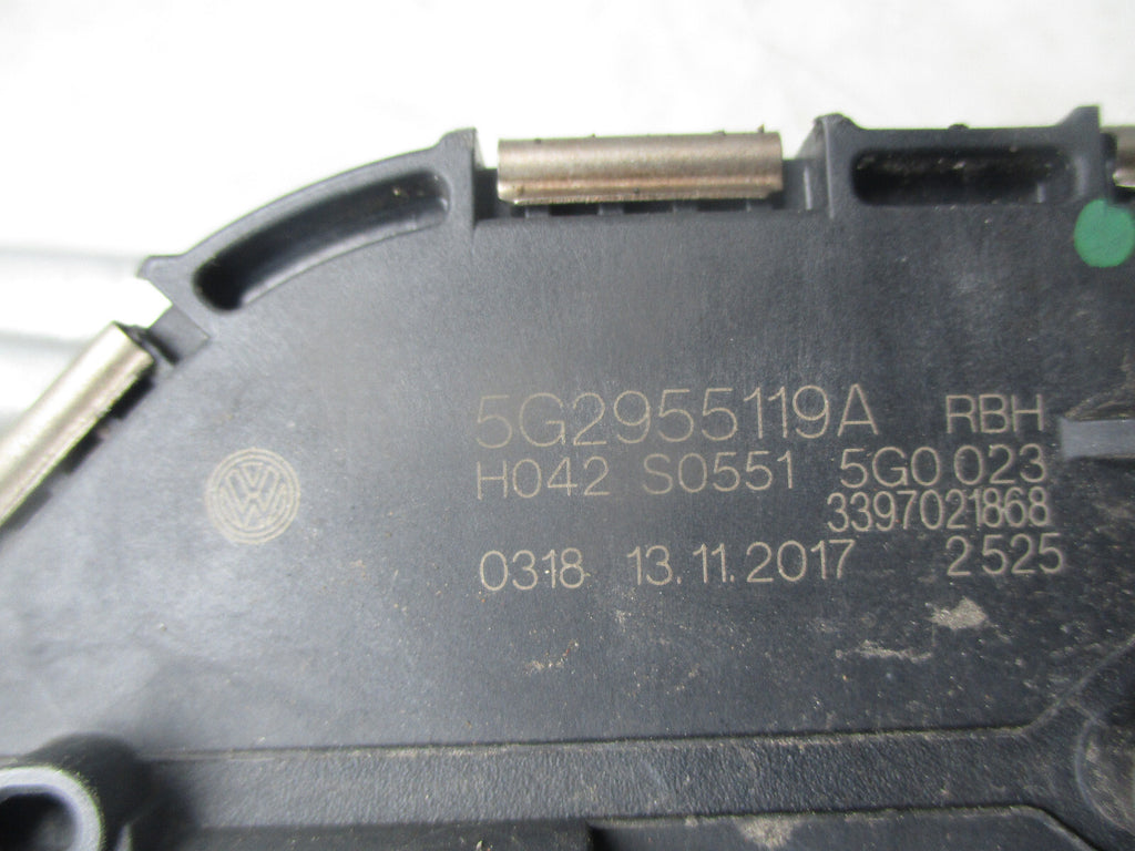 VW GOLF MK7 2018 FRONT WIPER MOTOR & LINKAGE 5G2955119A