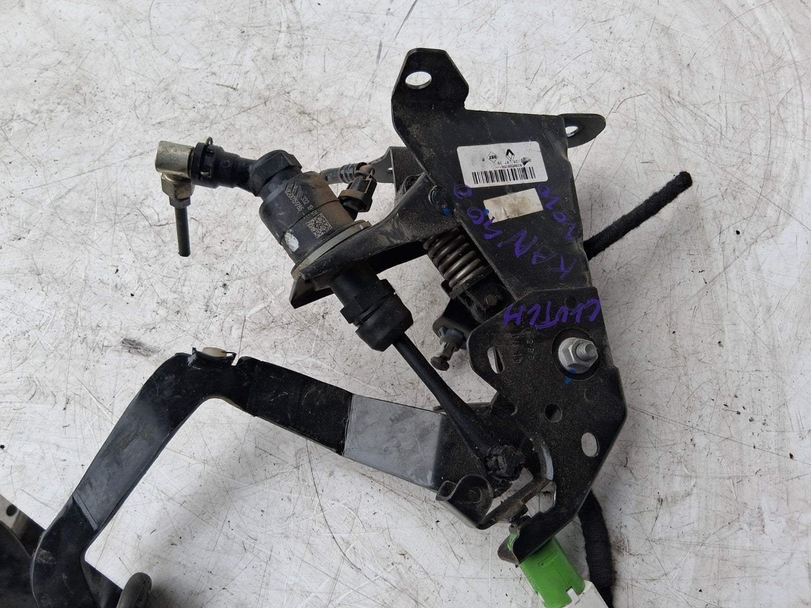 2020 RENAULT KANGOO MK2 CLUTCH PEDAL 8200508356