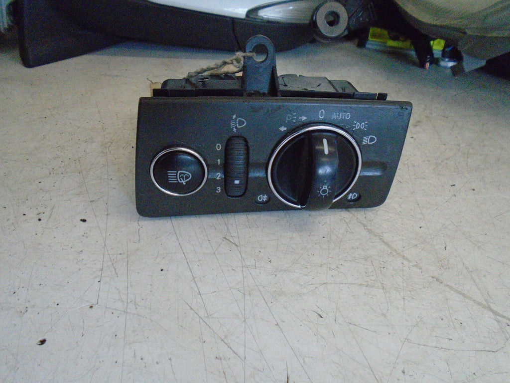 MERCEDES E CLASS W211 2005 HEADLIGHT CONTROL SWITCH UNIT 2115450204
