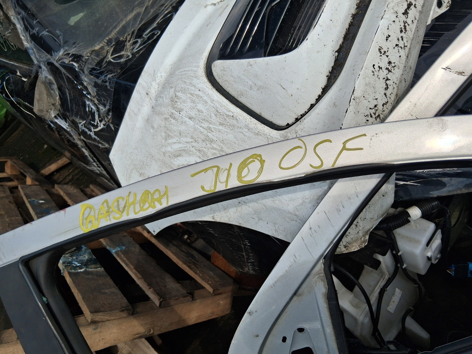 NISSAN QASHQAI J10 2011 OSF DRIVER SIDE FRONT DOOR SILVER
