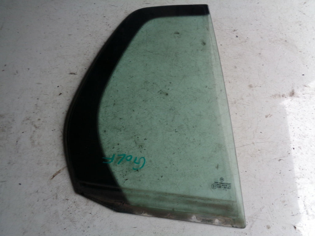 VW VOLKSWAGEN MK5 DRIVER SIDE OFFSIDE REAR QUARTER GLASS