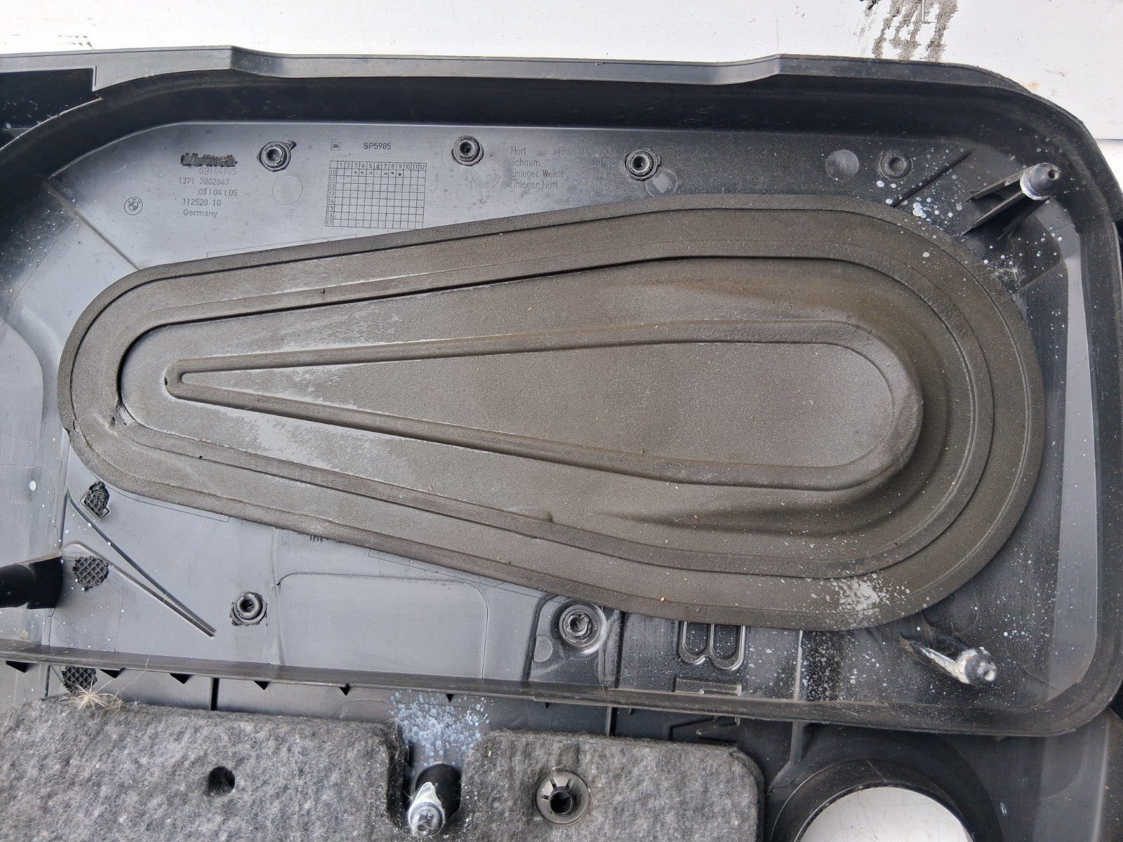 2010 BMW 5 SERIES F10 2.0 DIESEL ENGINE COVER 7802847