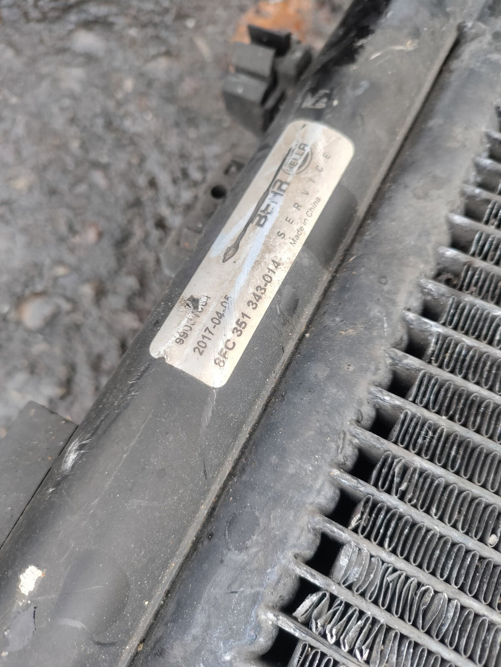 MERCEDES BENZ 2012 W639 2.1 DIESEL RADIATOR A6395004200
