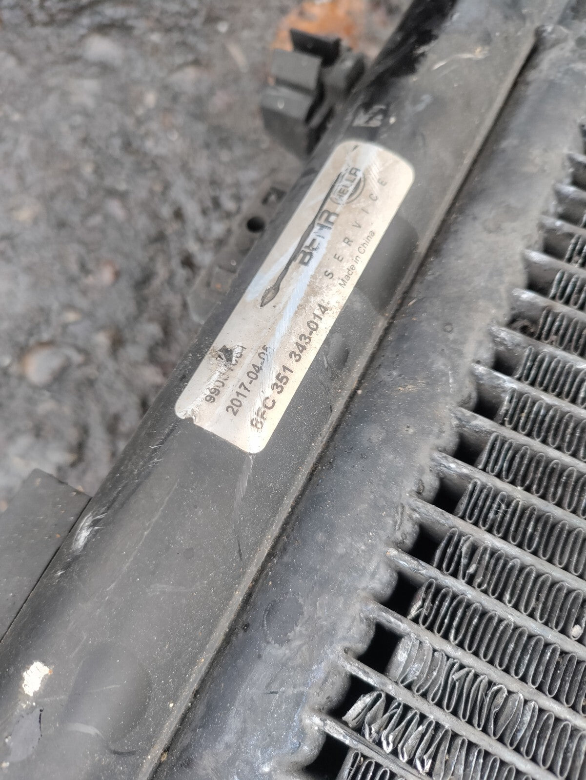 MERCEDES BENZ 2012 W639 2.1 DIESEL RADIATOR A6395004200