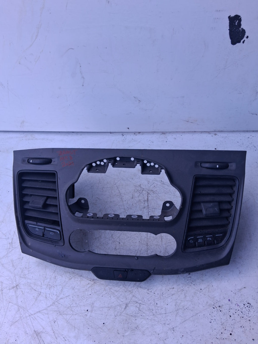 2021 FORD TRANSIT 350 MK8 DASHBOARD TRIM PANEL WITH AIR VENTS JK2118835