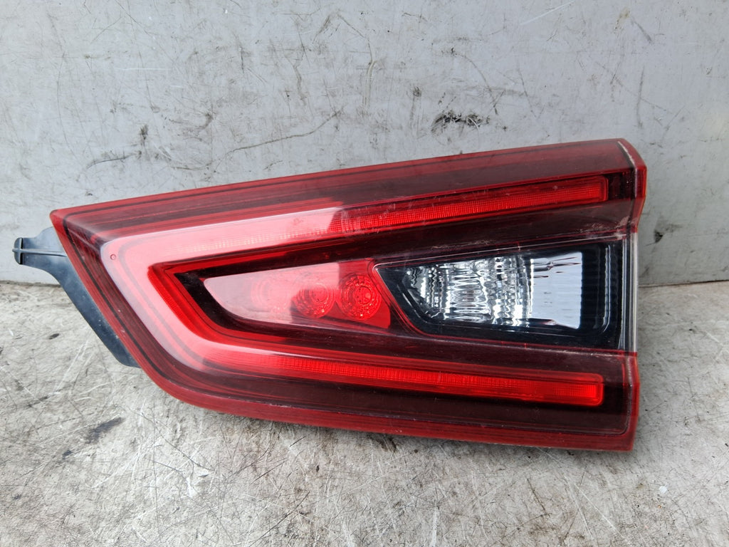 2020 NISSAN QASHQAI J11 MK2 FACELIFT OSR DRIVER SIDE INNER TAIL LIGHT 26550HV05A