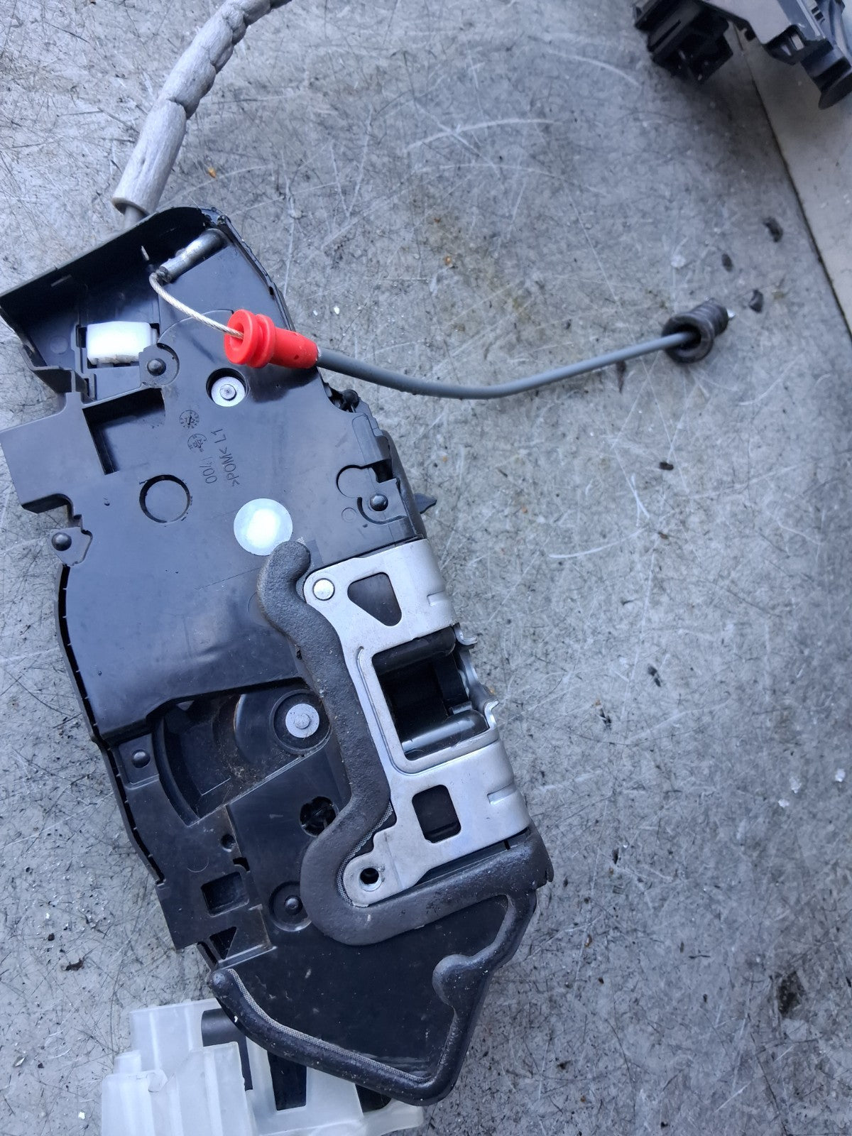 2021 MERCEDES A CLASS V177 NSR PASSENGER REAR DOOR LOCK MECHANISM A0997601702