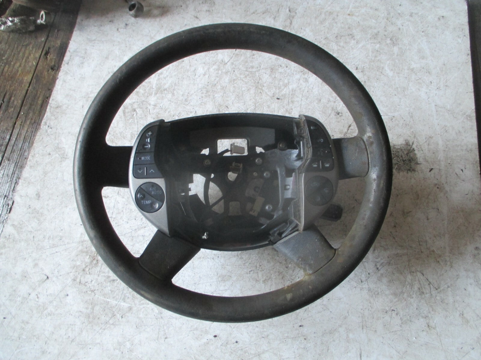 TOYOTA PRIUS 2005 XW20 MULTIFUNCTION STEERING WHEEL