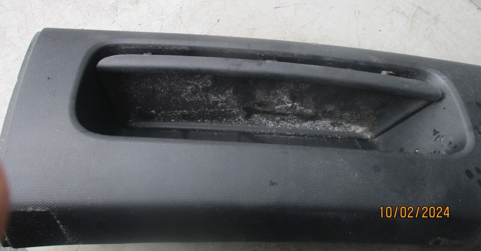 VAUXHALL VIVARO PASSENGER SIDE DASHBOARD POCKET STORAGE AIR VENT TRIM 683116590R