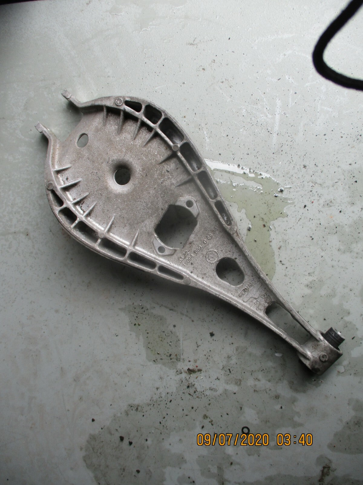 BMW 1 SERIES 116I E87 1.6 2007 REAR LOWER SUPPORT ARM WISHBONE CONTROL ARM 10948
