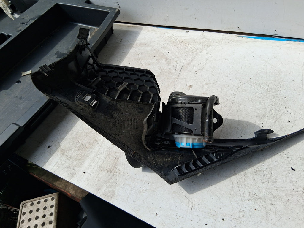MERCEDES BENZ CLA 2016 C117 OSR DRIVER SIDE REAR SEAT BELT