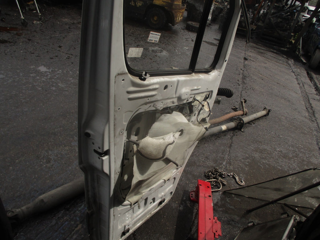 2014 MERCEDES SPRINTER W906 NSF PASSENGER FRONT COMPLETE WHITE DOOR