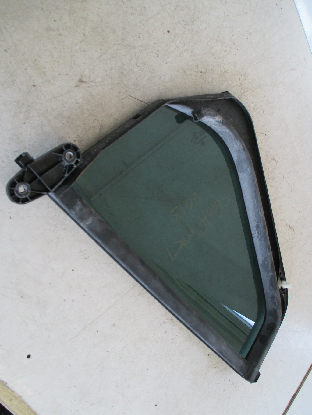 VW VOLKSWAGEN GOLF MK7 2013 NSR PASSENGER SIDE REAR DOOR QUARTER GLASS 5G6845213