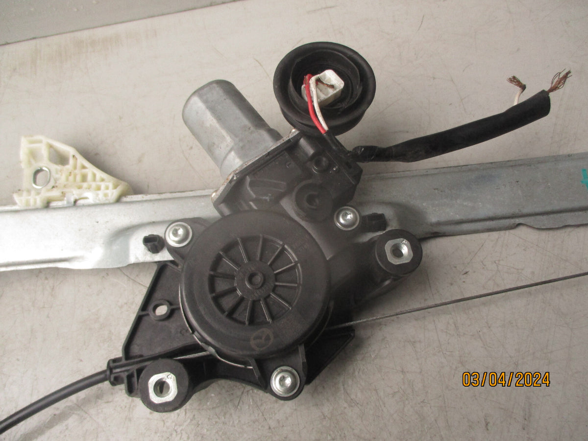 2020 MAZDA 3 NSF PASSENGER SIDE FRONT LEFT ELECTRIC WINDOW MOTOR BCJH5958X