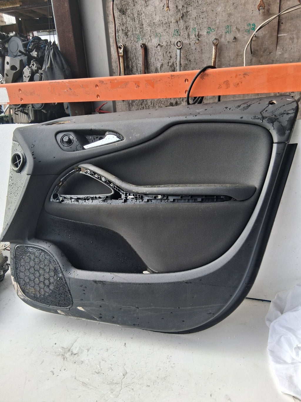 2017 VAUXHALL ZAFIRA C FRONT DRIVER RIGHT NEAR SIDE DOOR CARD TRIM 39104875