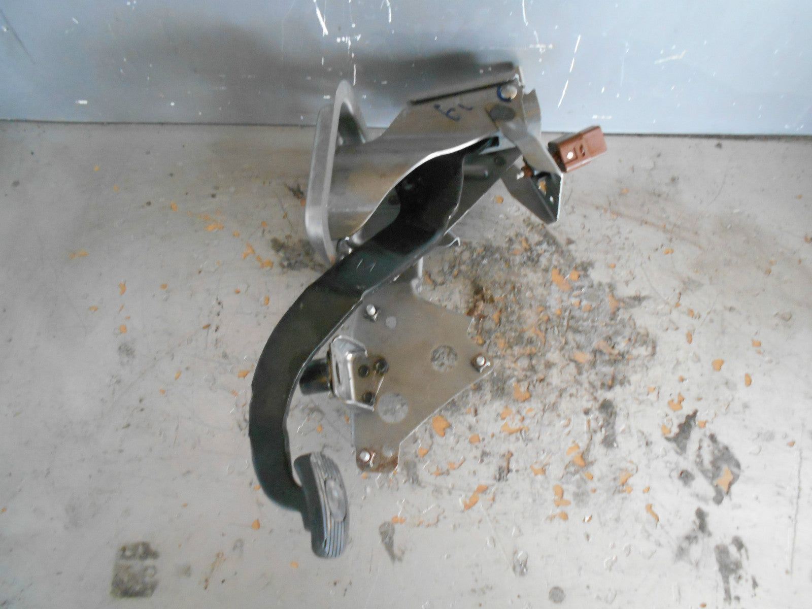 NISSAN NOTE E11 2011 1.5 DCI 88 BHP BRAKE PEDAL ASSEMBLY
