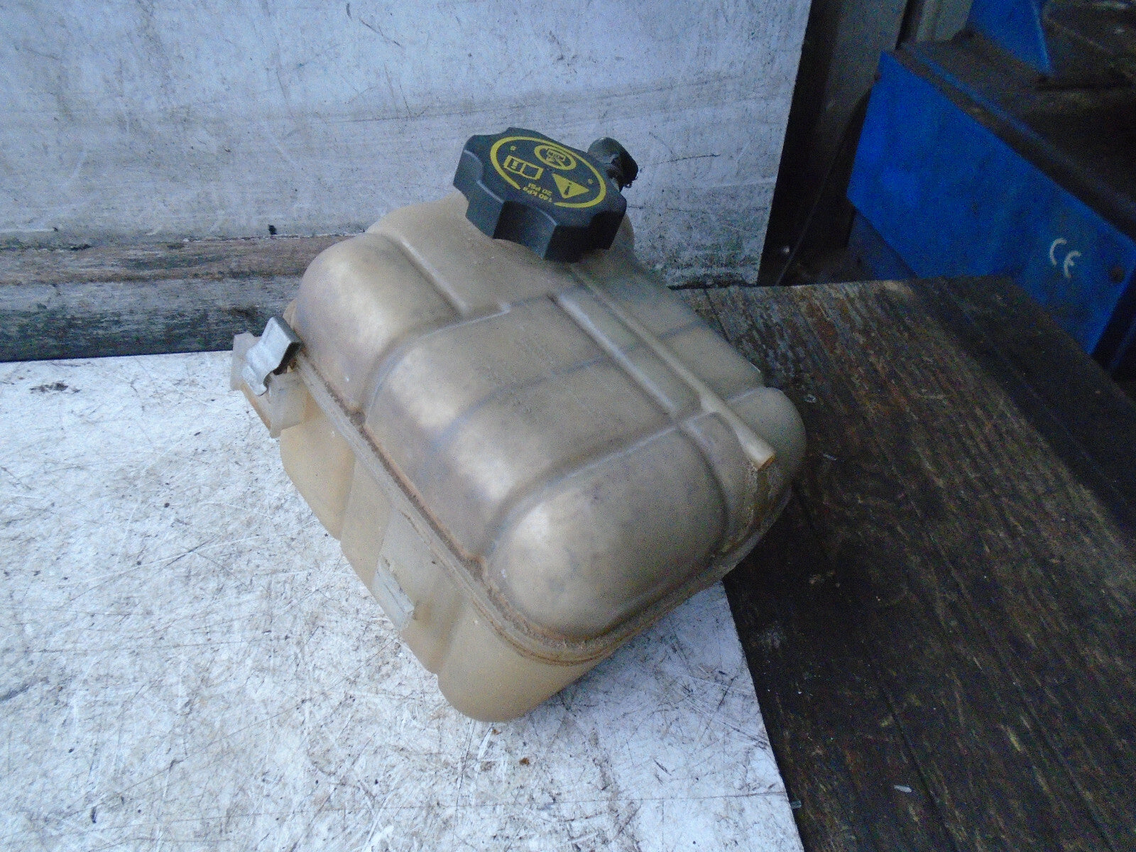 VAUXHALL INSIGNIA MK1 2012 2.0 CDTI EXPANSION COOLANT WATER BOTTLE TANK 13220124