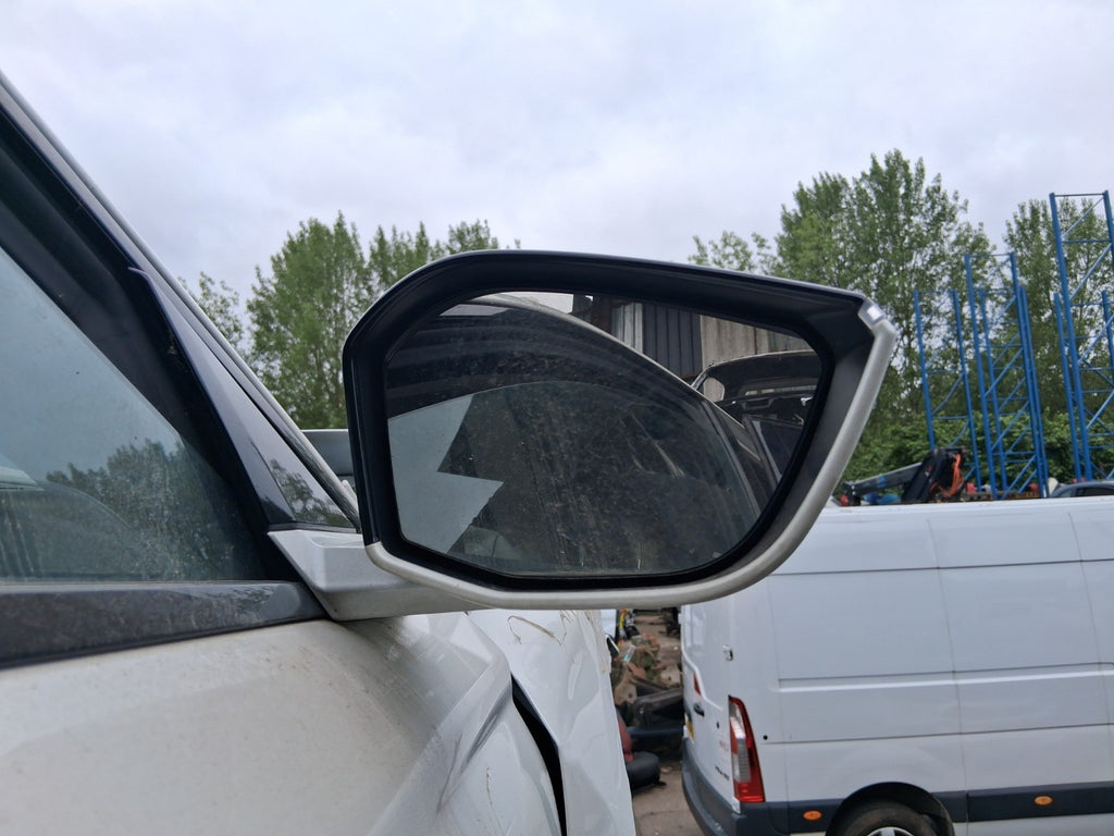 2023 DS DS 4 CROSSOVER OSF DRIVER SIDE FRONT POWERFOLD WING MIRROR PUDDLE LIGHT