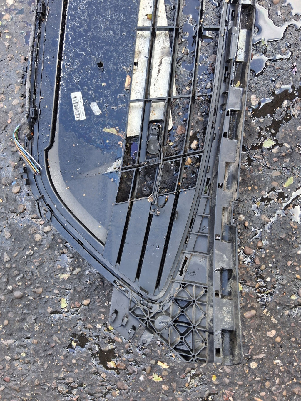 2013 FORD S MAX MK1 FRONT BUMPER LOWER GRILL BLACK