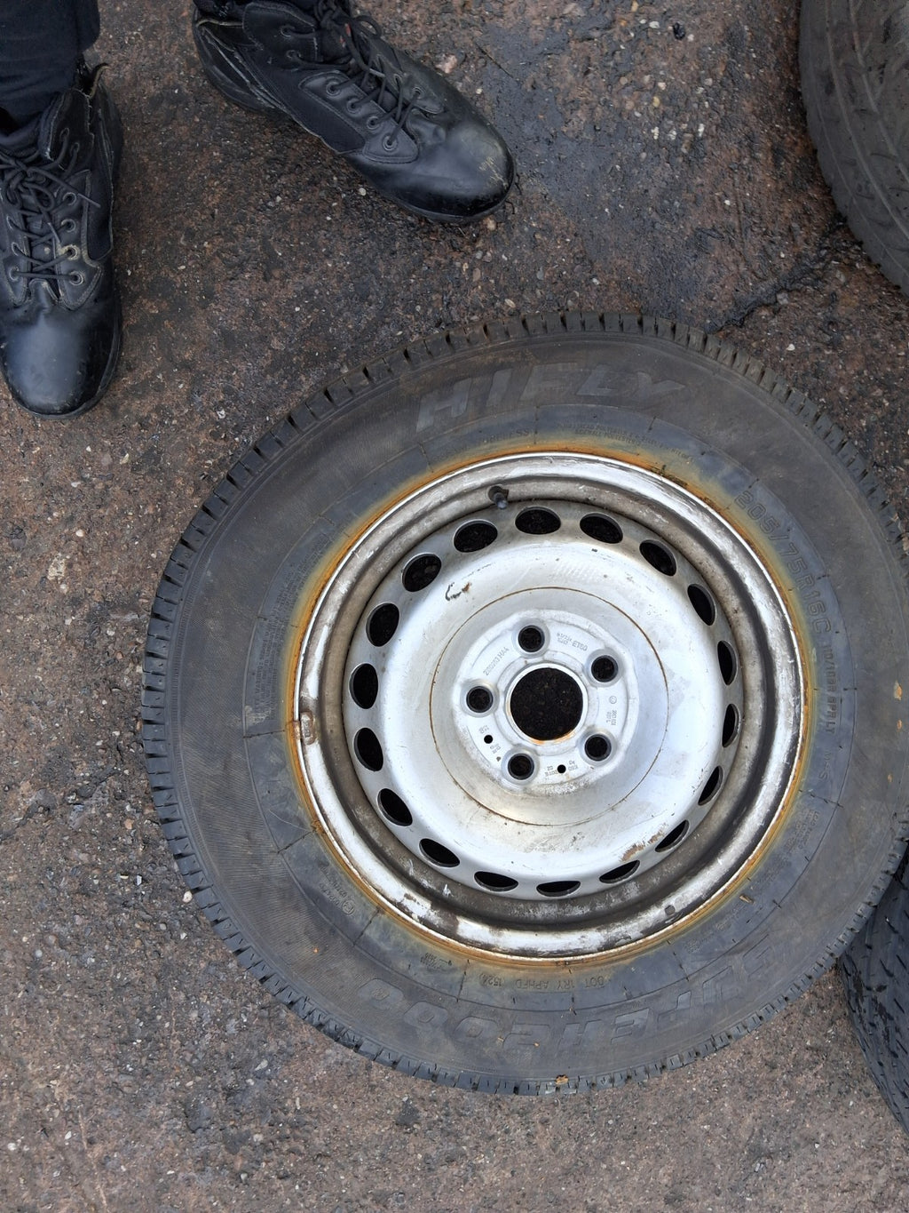 2021 VW VOLKSWAGEN CRAFTER MK2 16 INCH STEEL WHEEL WITH TYRE 205/75R16