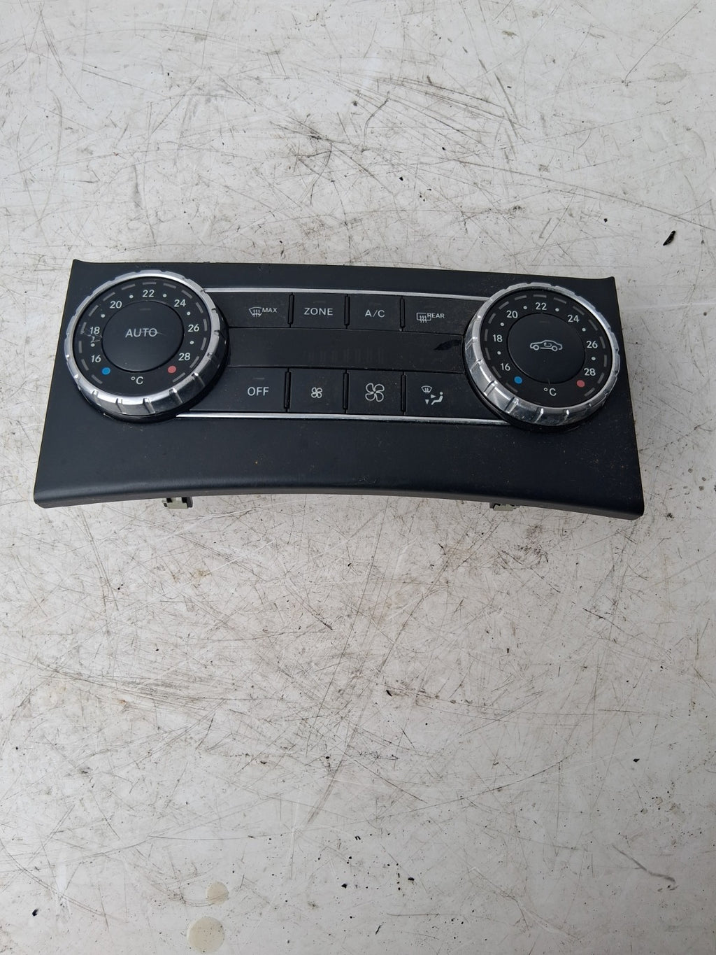2014 MERCEDES BENZ W204 C AIR VENT WITH TRIM 08065000