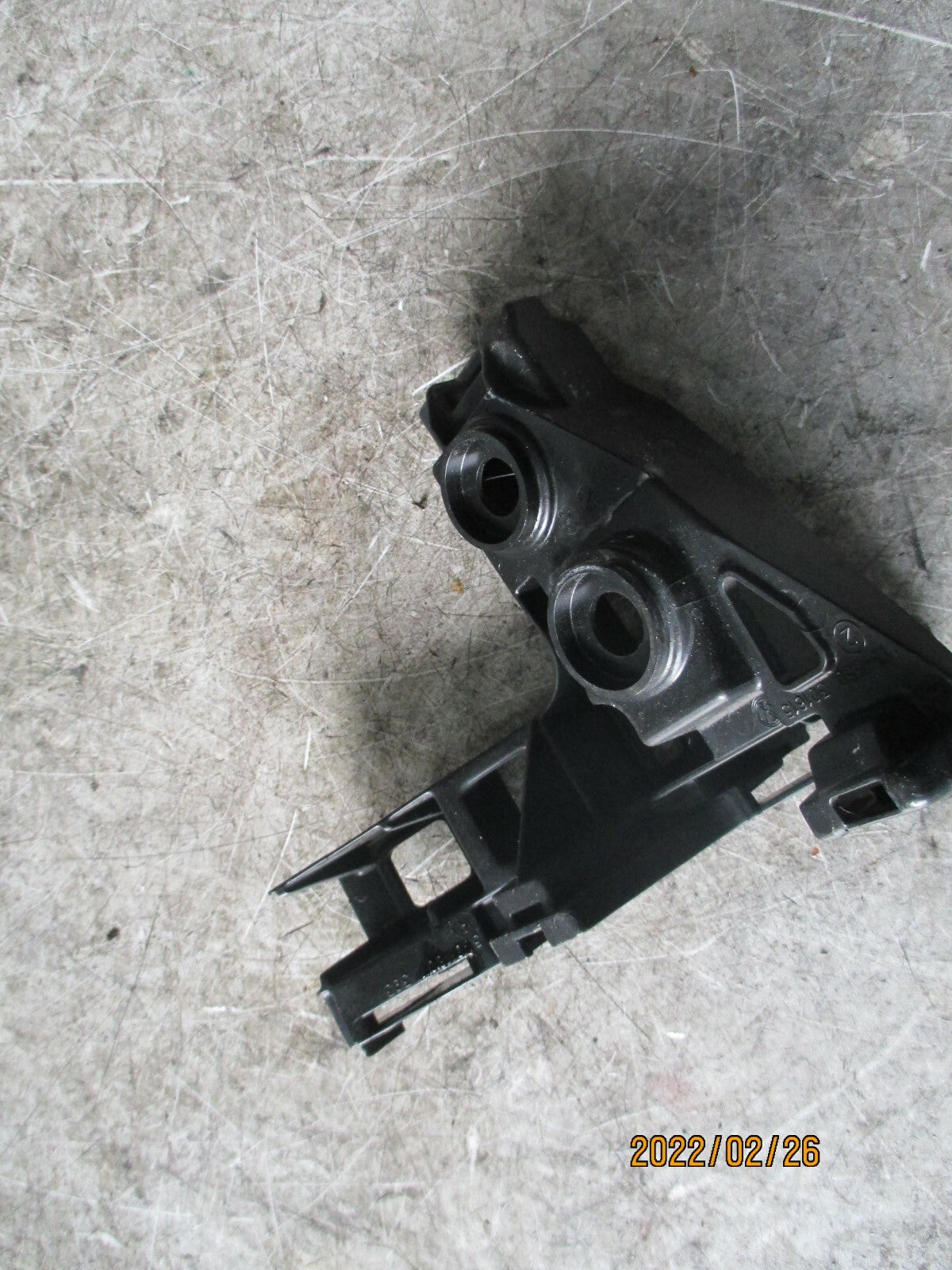 VOLKSWAGEN GOLF 2018 MK7 NSR REAR PASSENGER SIDE BUMPER BRACKET 5G6807393