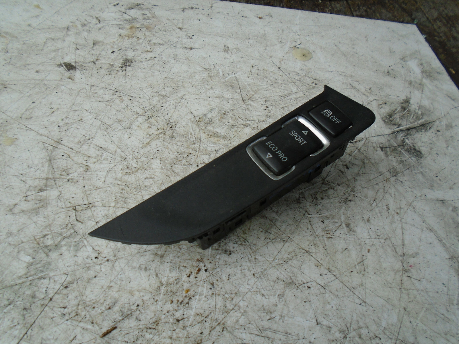 BMW 1 SERIES 116D F20 2018 SPORT ECO SWITCH PANEL 9391704