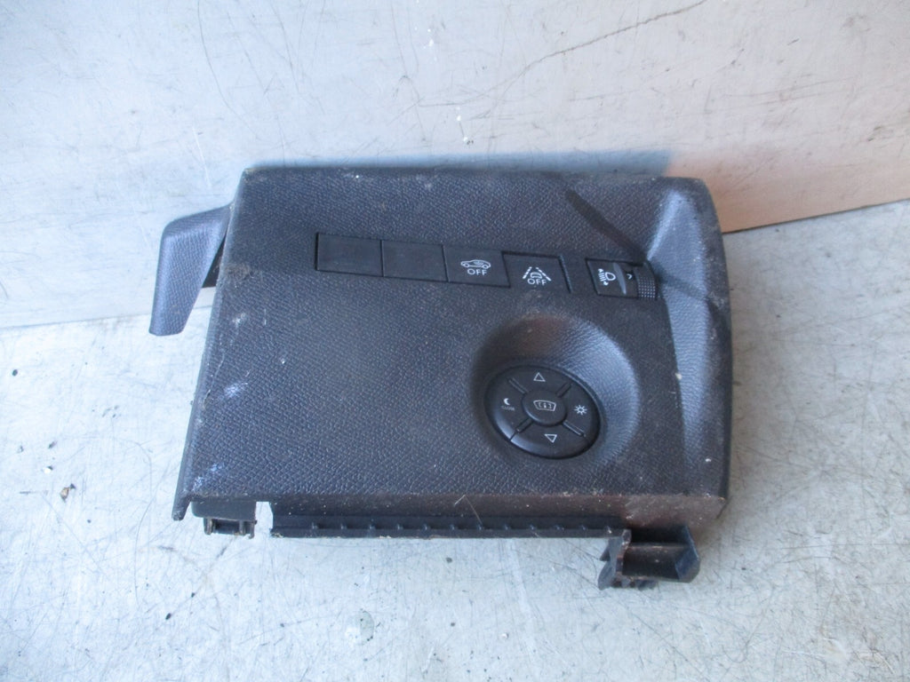 2021 CITROEN C4 MK3 DASHBOARD SWITCH TRIM 9831048280